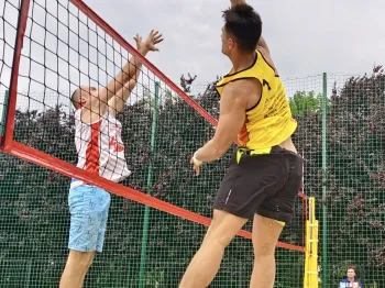 siatkówka plażowa na sp10 (11)