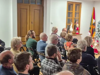 pierwsze wydarzenia w dworku modrzewiowym (16)