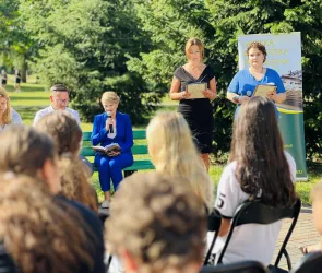 Ożywiając słowa mistrza: narodowe czytanie utworów Jana Kochanowskiego