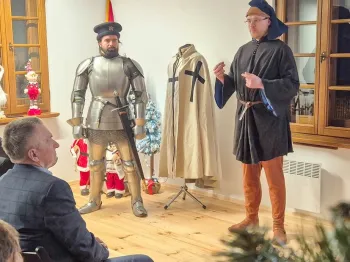 pierwsze wydarzenia w dworku modrzewiowym (5)