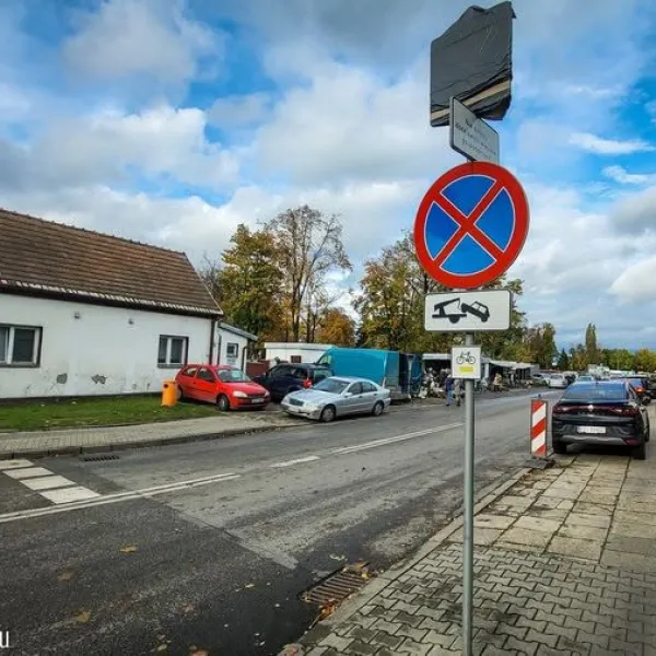 Wszystkich Świętych 2026 w Sieradzu: Sprawdź zmiany w organizacji ruchu i rozkład bezpłatnej komunikacji miejskiej!