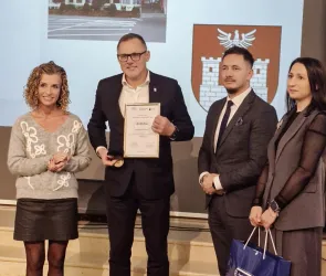 Sieradz w ścisłej czołówce