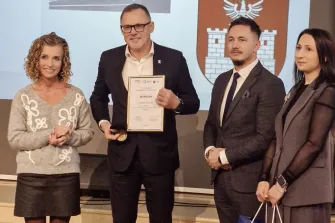 Sieradz w ścisłej czołówce