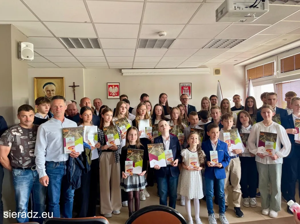 Wręczenie stypendiów i nagród dla najlepszych sieradzkich zawodników