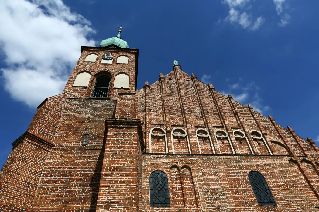 Kościół pw. Wszystkich Świętych (Bazylika Mniejsza)